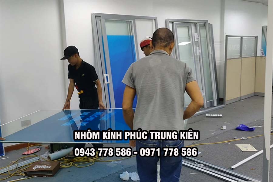 cac-loai-cua-nhom-kinh